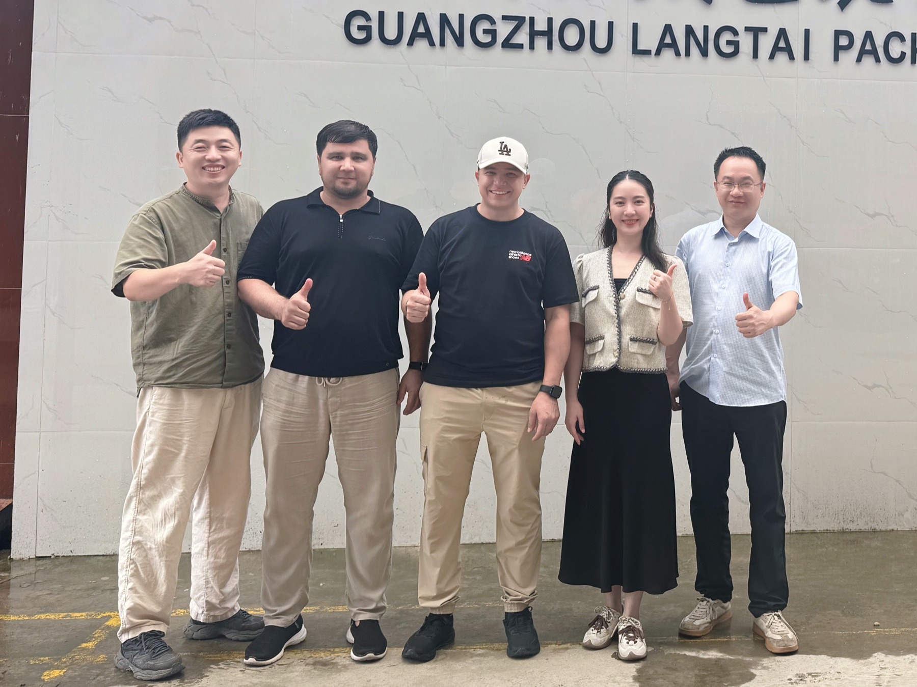 International customers visiting Guangzhou Langtai Machinery