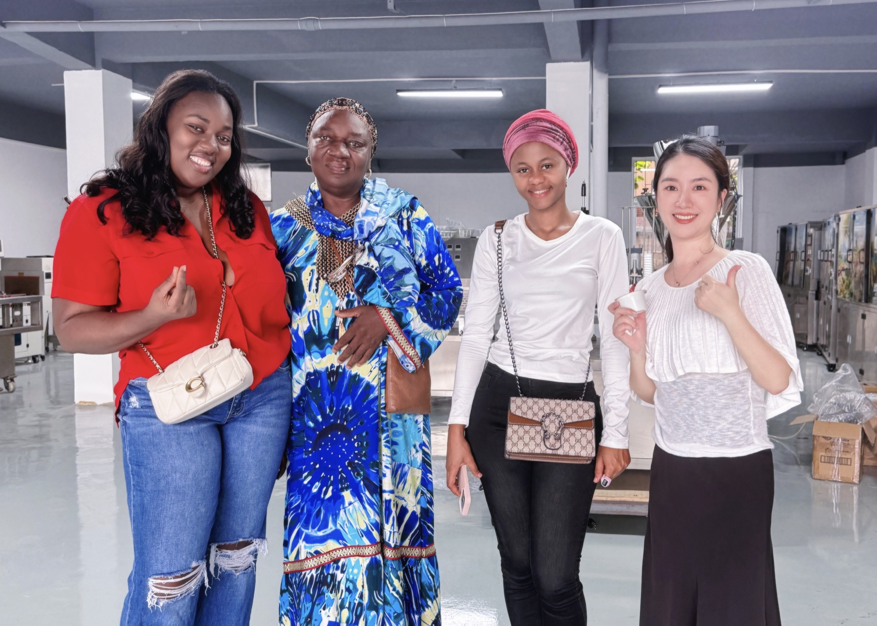 Customers visiting the Langtai production workshop